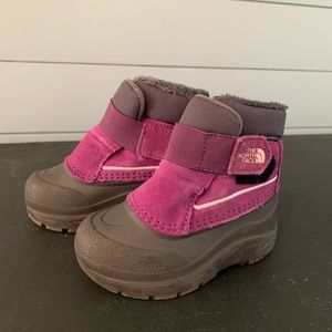 VGUC Northface toddler winter boots size 7